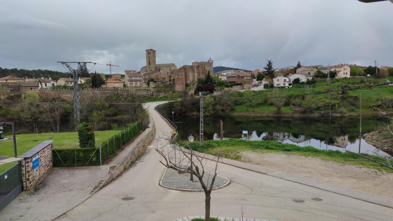Ferienwohnung Puente Viejo De Buitrago Casa Fresno Buitrago del Lozoya Exterior foto